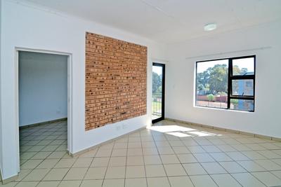 Apartment / Flat For Rent in Princess, Roodepoort