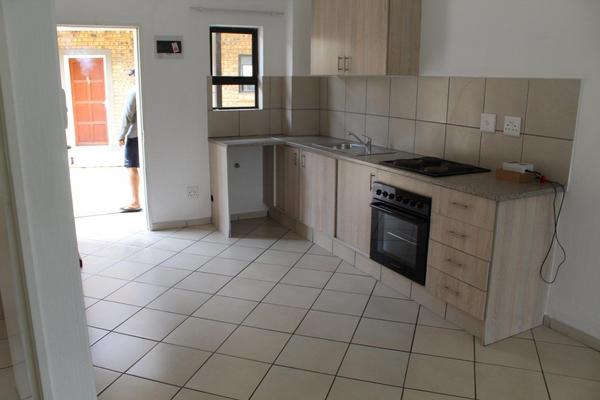 Apartment / Flat For Rent in Vanderbijlpark CW 5, Vanderbijlpark