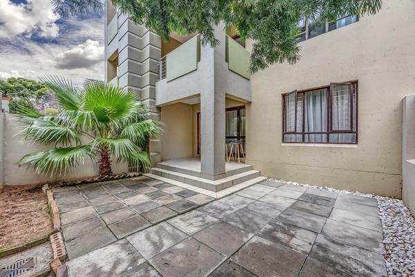 Apartment / Flat For Sale in Broadacres, Sandton